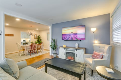 Pet-Friendly Berryville Home: Walk to Main Street!