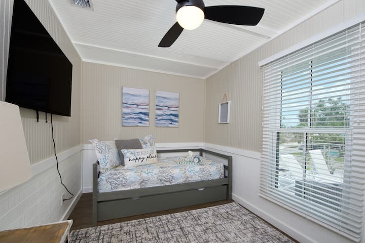 Twin over twin Trundle