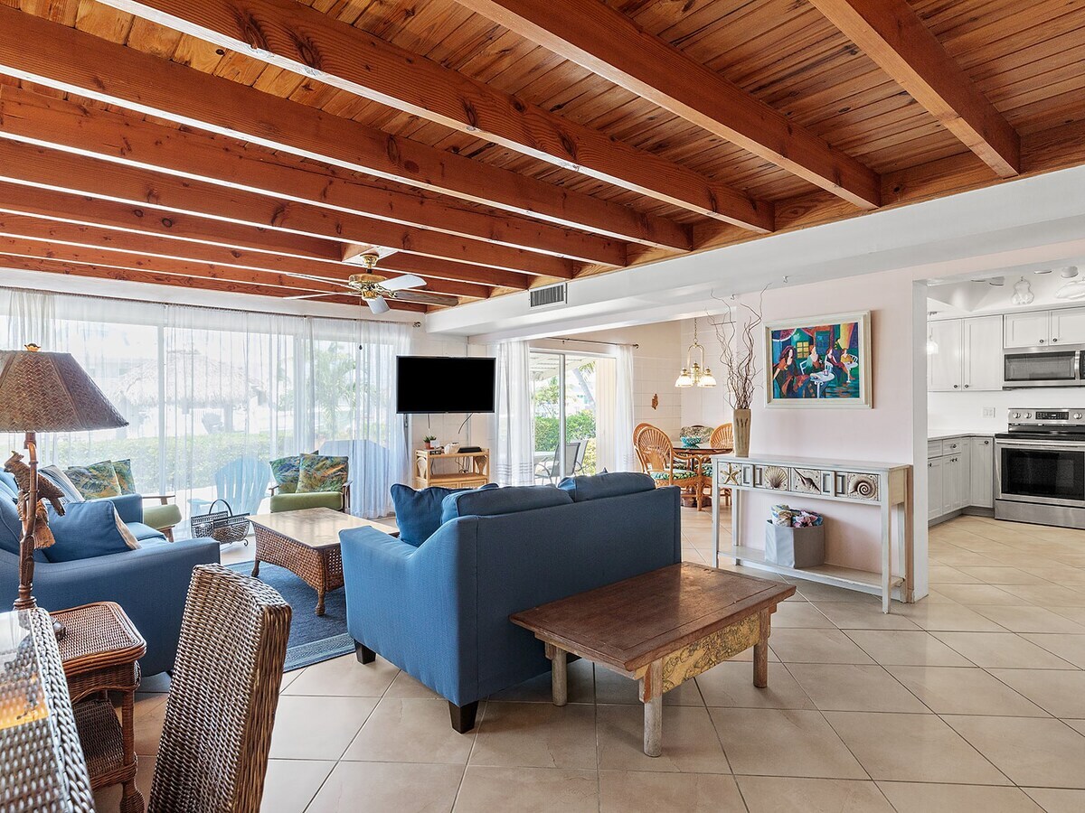 Отворете го планот на подот кој тече за забава.