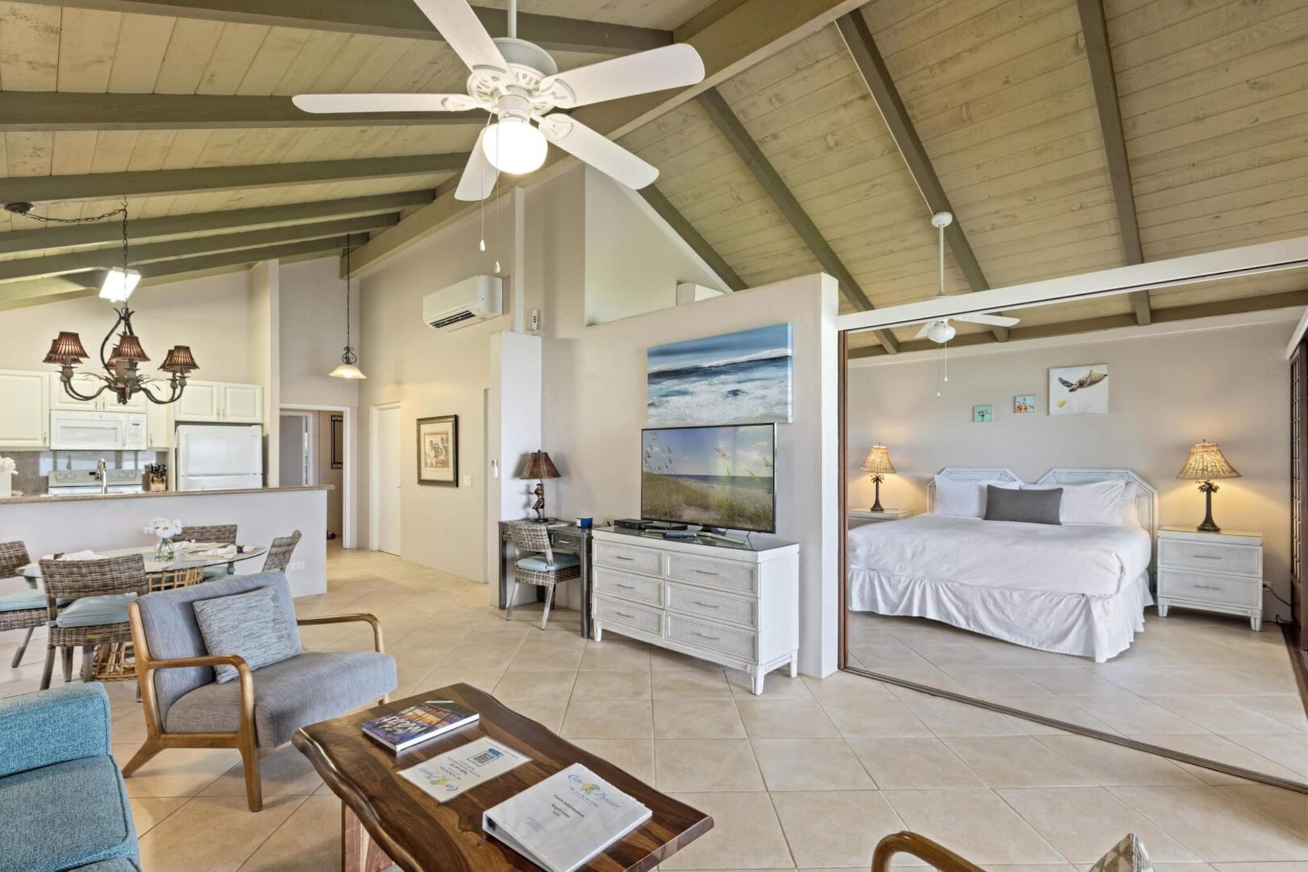 Condo in Lahaina · ★4.57 · 2 bedrooms · 2 beds · 2 baths - Image 13