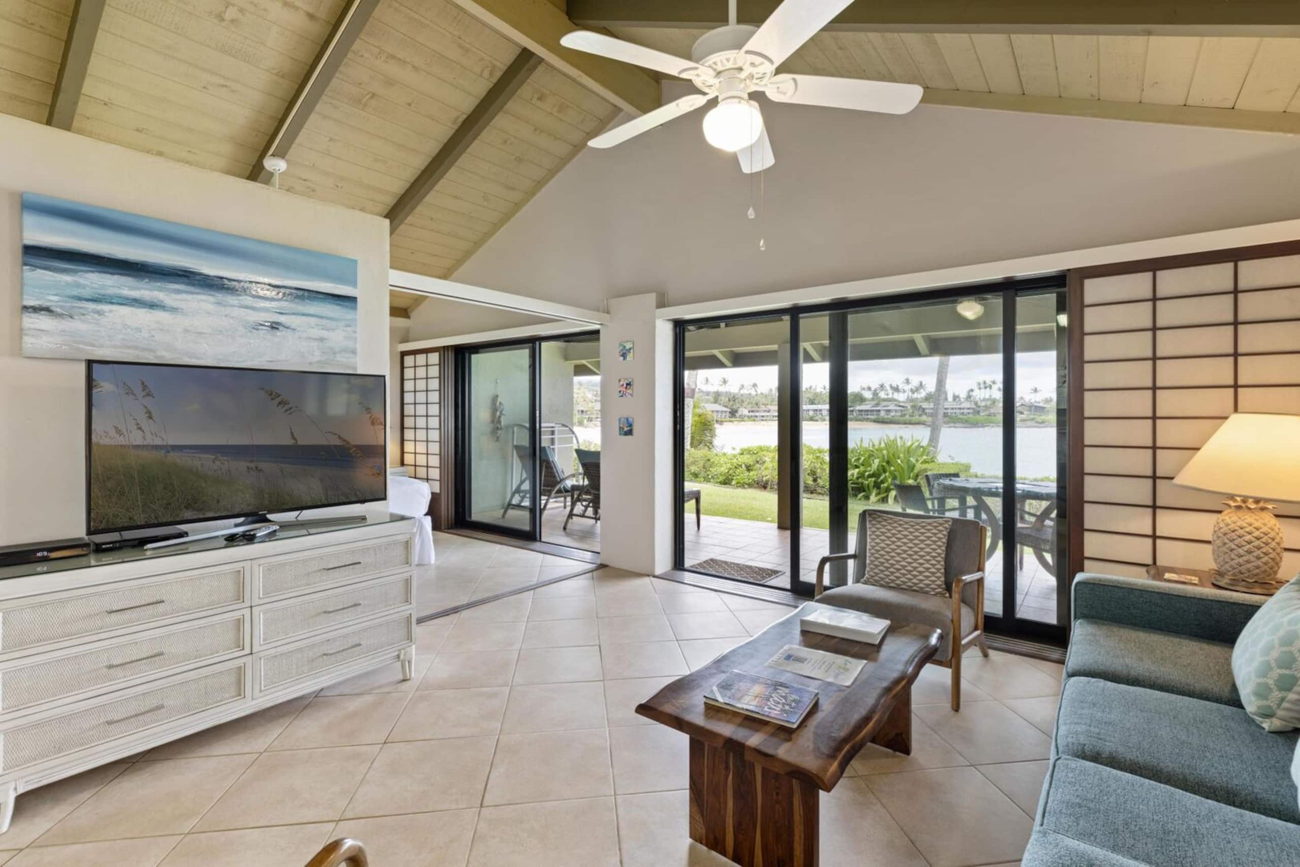Condo in Lahaina · ★4.57 · 2 bedrooms · 2 beds · 2 baths - Image 12