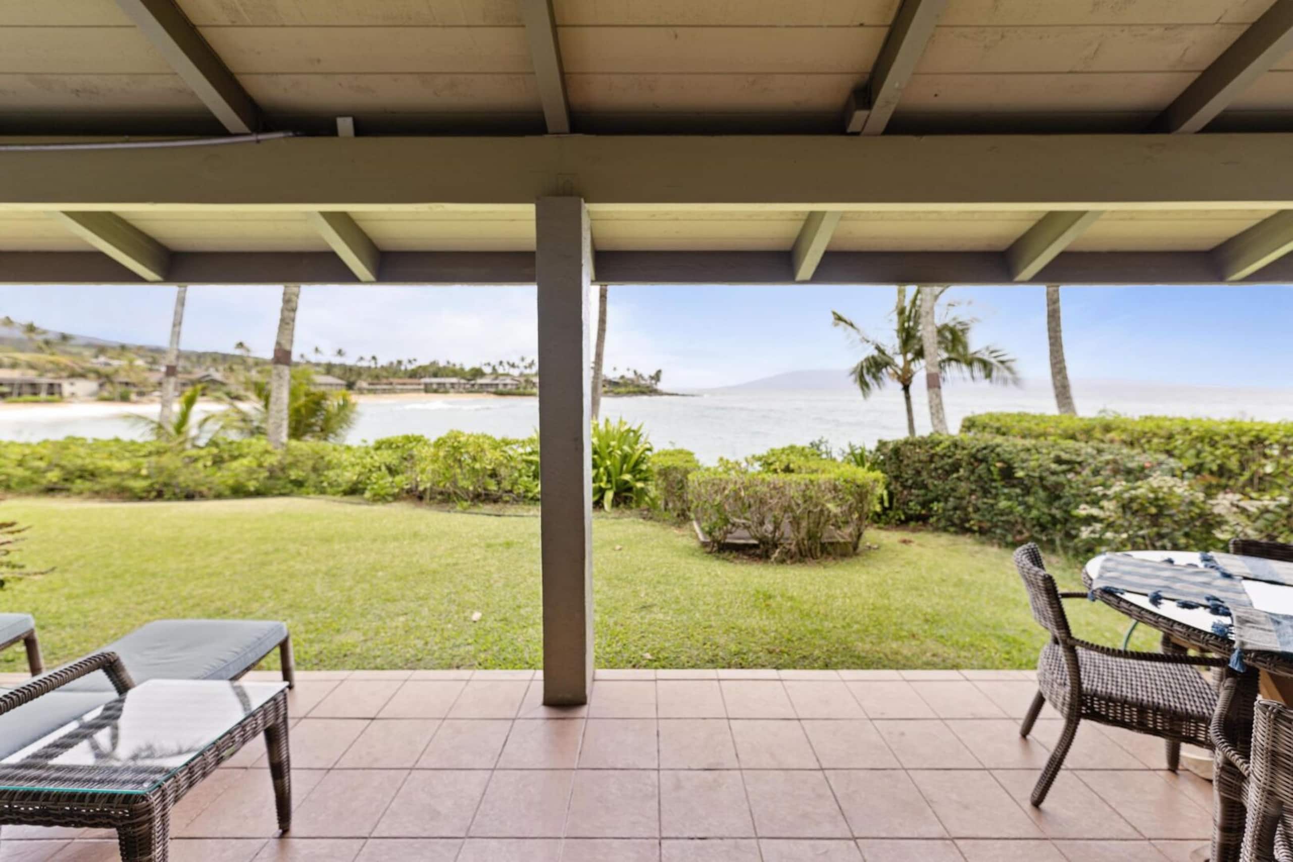 Condo in Lahaina · ★4.57 · 2 bedrooms · 2 beds · 2 baths - Image 18