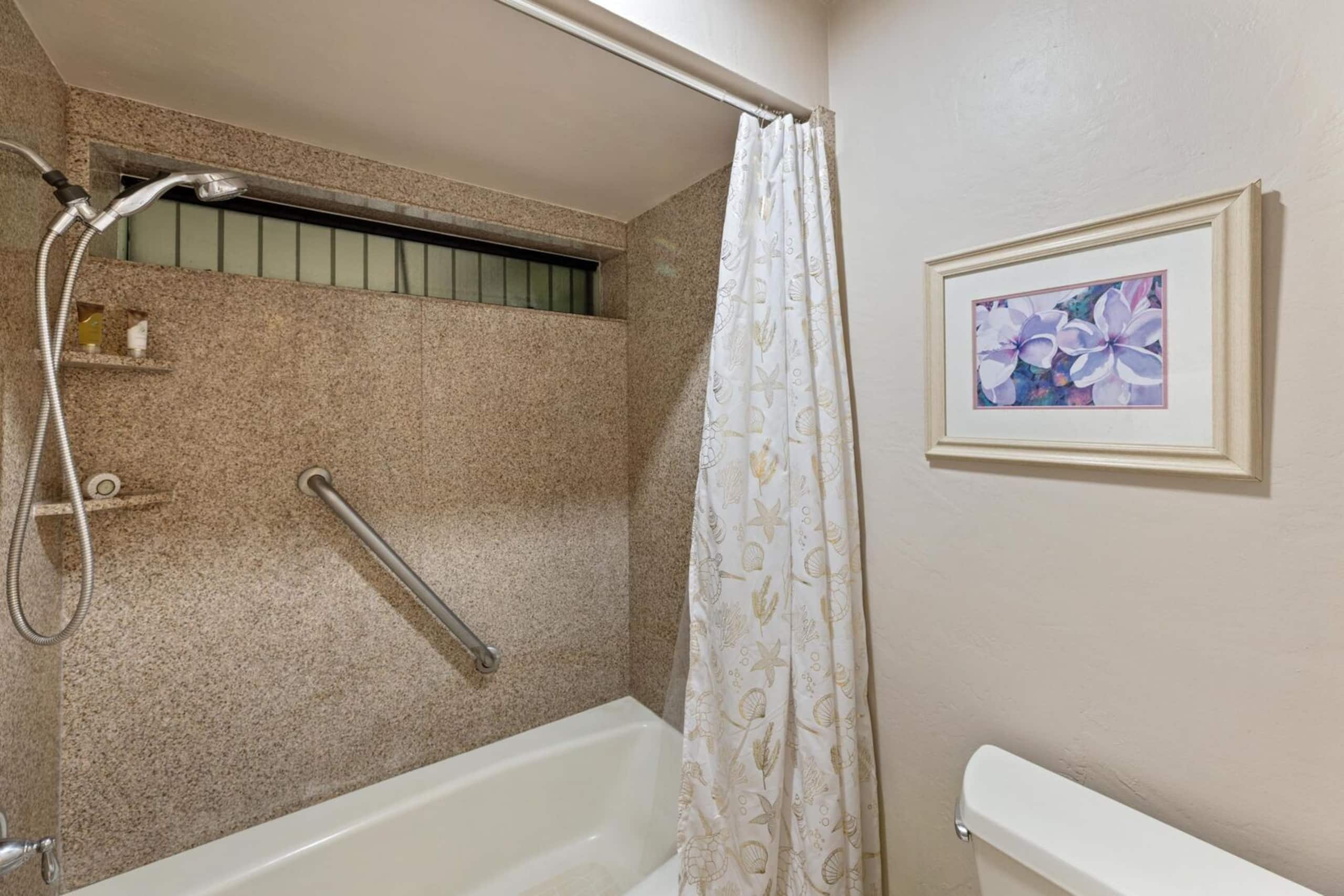 Condo in Lahaina · ★4.57 · 2 bedrooms · 2 beds · 2 baths - Image 22
