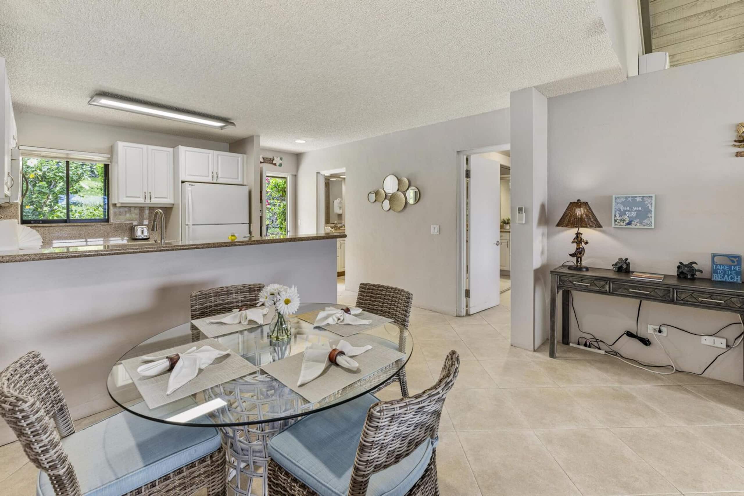 Home in Lahaina · ★5.0 · 1 bedroom · 2 beds · 2 baths - Image 10