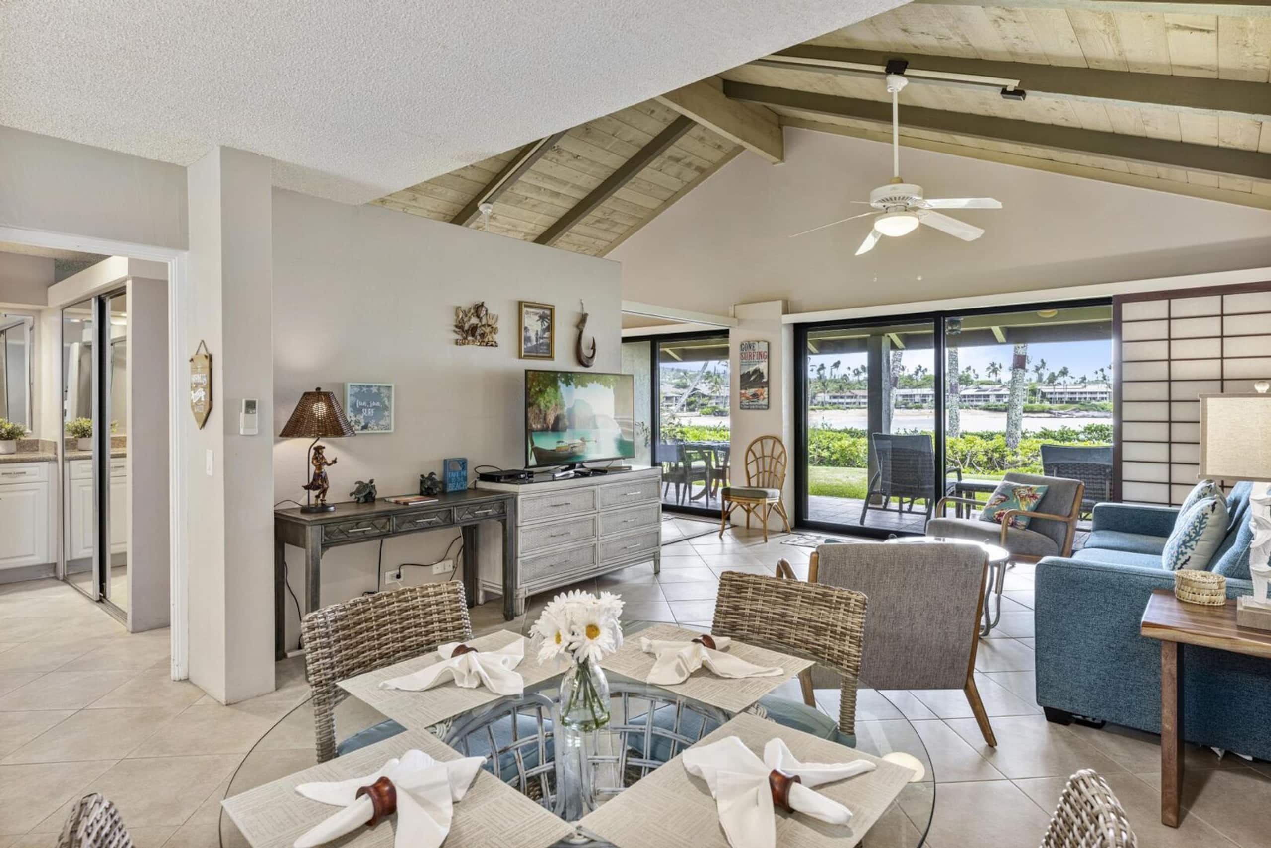 Home in Lahaina · ★5.0 · 1 bedroom · 2 beds · 2 baths - Image 37