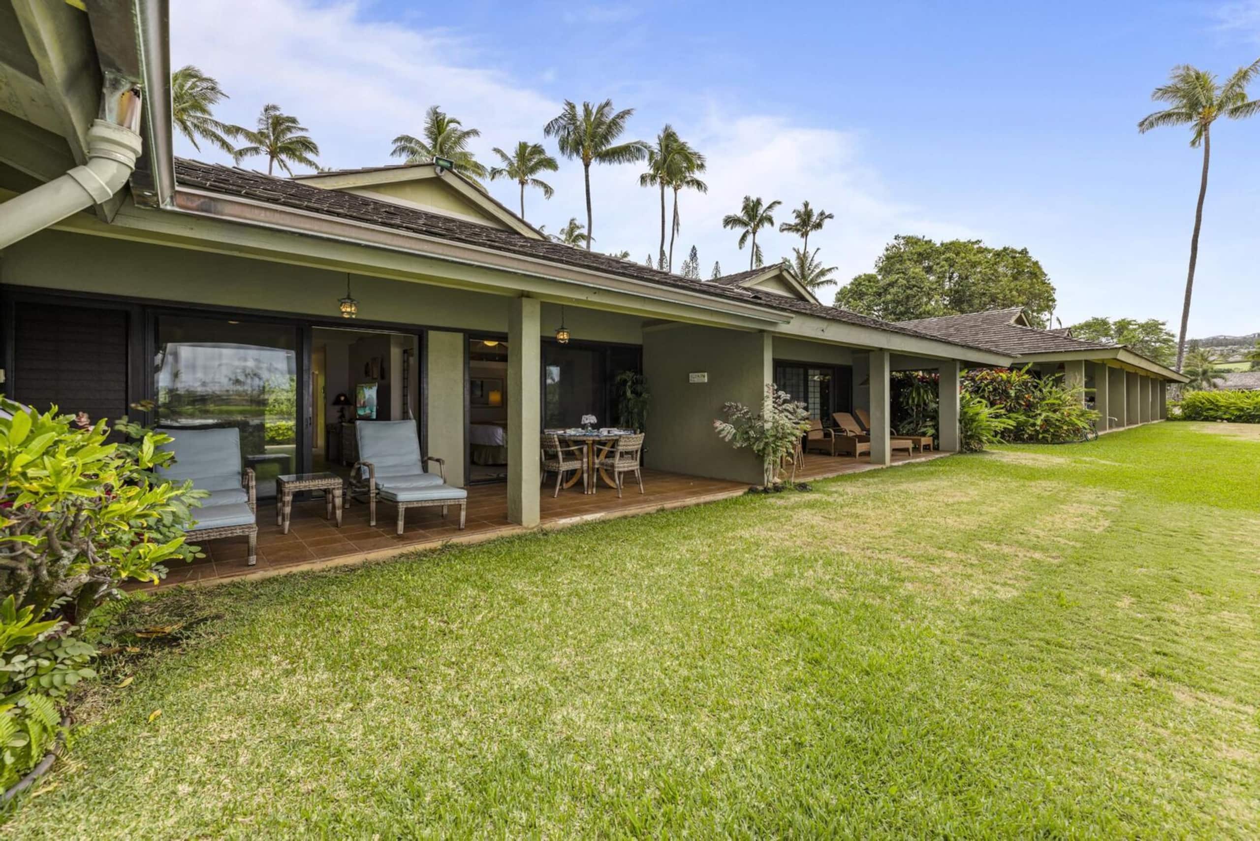 Home in Lahaina · ★5.0 · 1 bedroom · 2 beds · 2 baths - Image 32