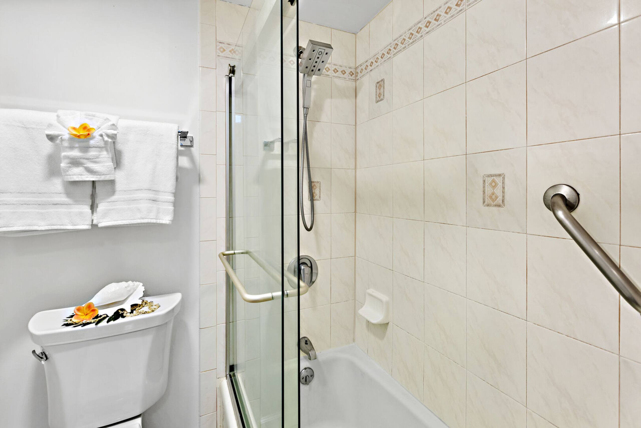 Condo in Lahaina · ★4.78 · 1 bedroom · 2 beds · 1 private bath - Image 23