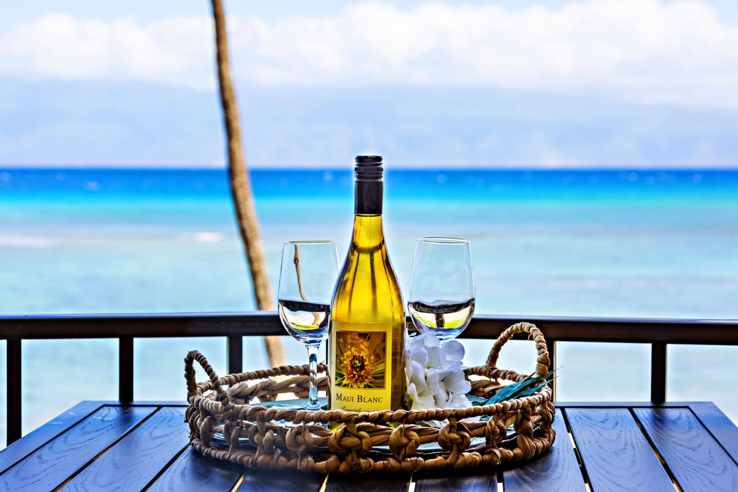 Condo in Lahaina · ★4.78 · 1 bedroom · 2 beds · 1 private bath - Image 2