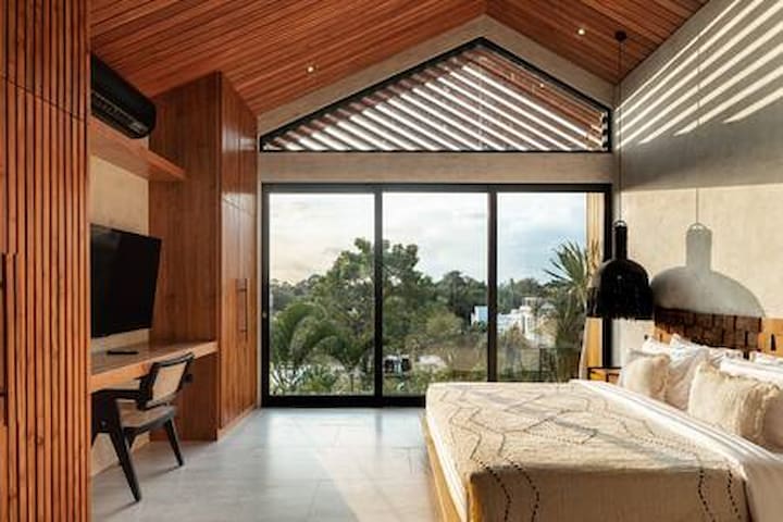 Sandara Luxury Management managed Airbnb listing 1