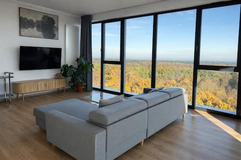 View-AC-Netflix-WiFi-Parking-Sauna-Sea
