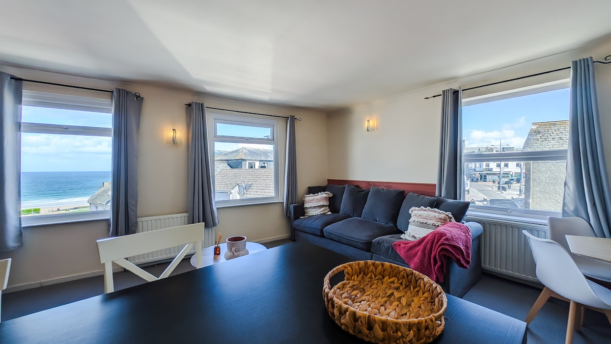 Open Plan Living Area with Sea Views