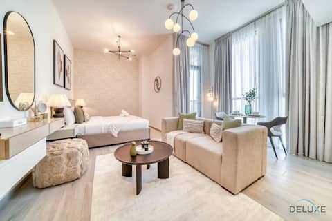 Popular Airbnb listing: Classic Studio at Mesk 1 Midtown DPC in Me'aisem First