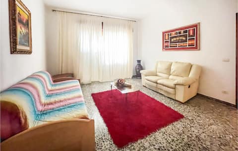 Awesome apartment in Ginosa with WiFi