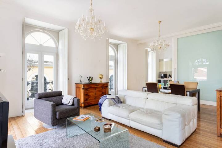 GuestReady – Sleek flat near Pink Street gallery image 2