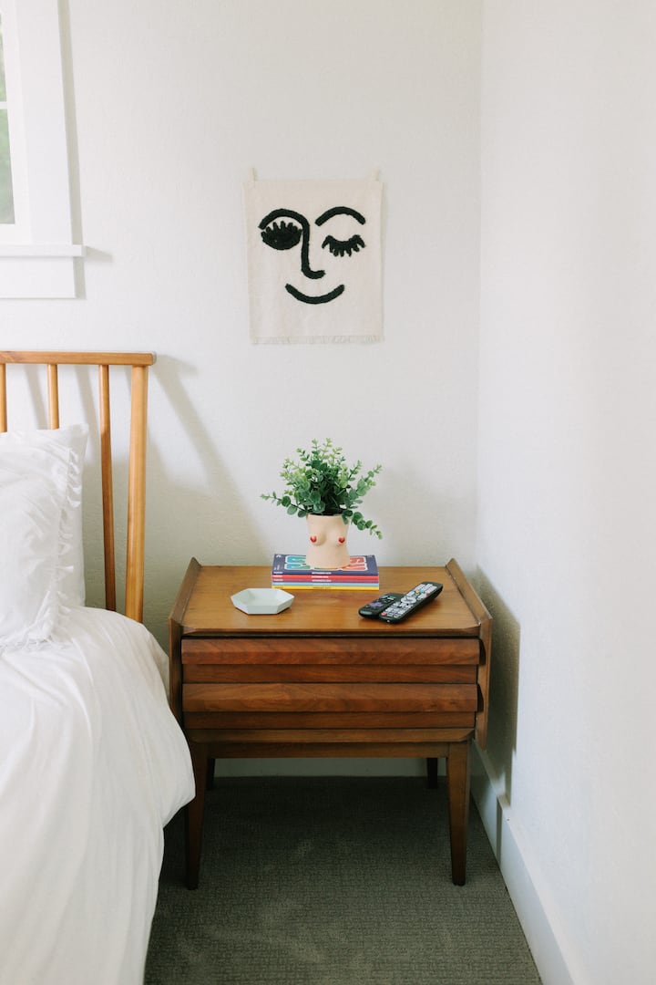 Bedroom with Queen Bed and Smart TV (Main Level)