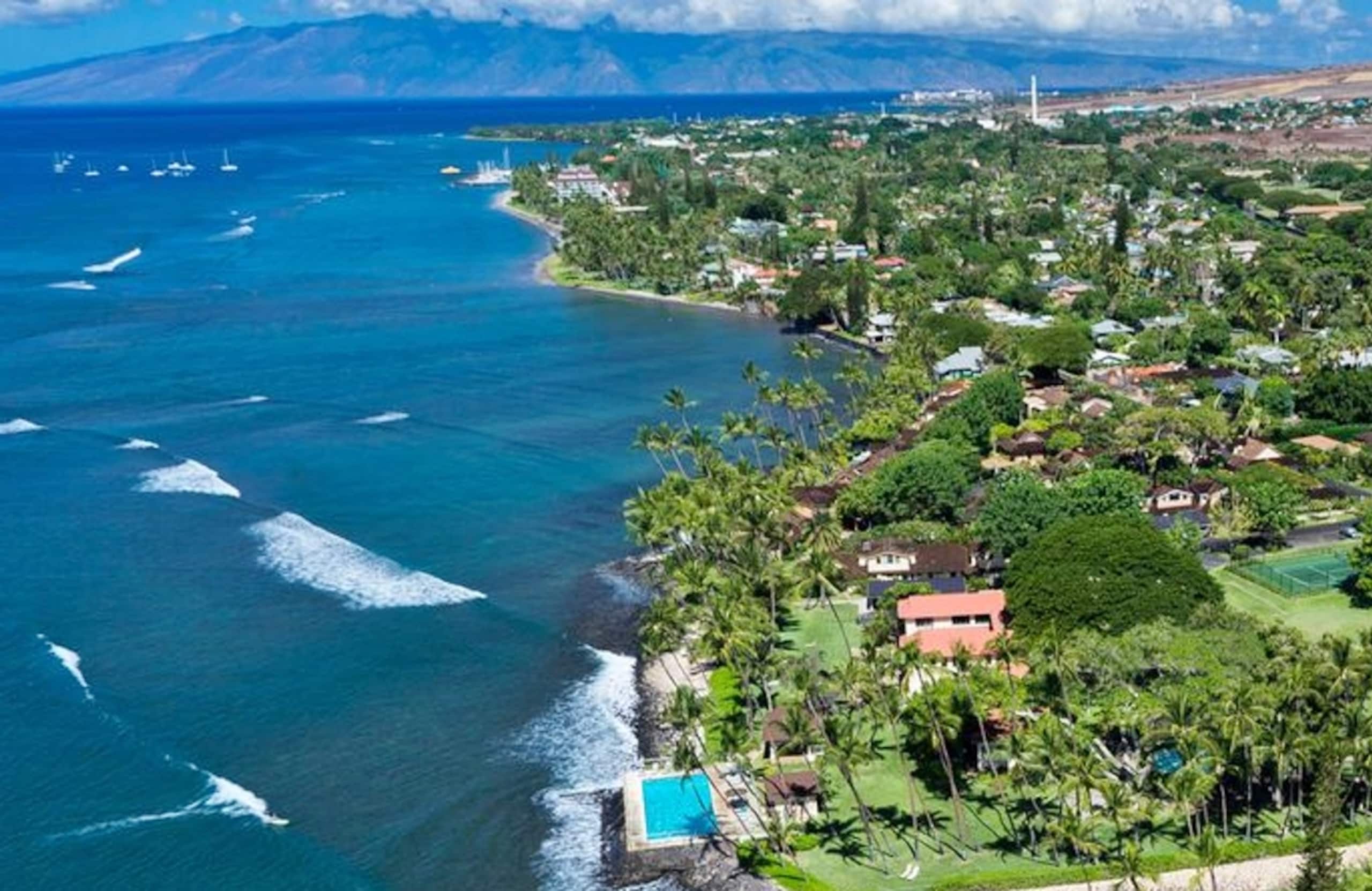Home in Lahaina · ★5.0 · 4 bedrooms · 5 beds · 4.5 baths - Image 47