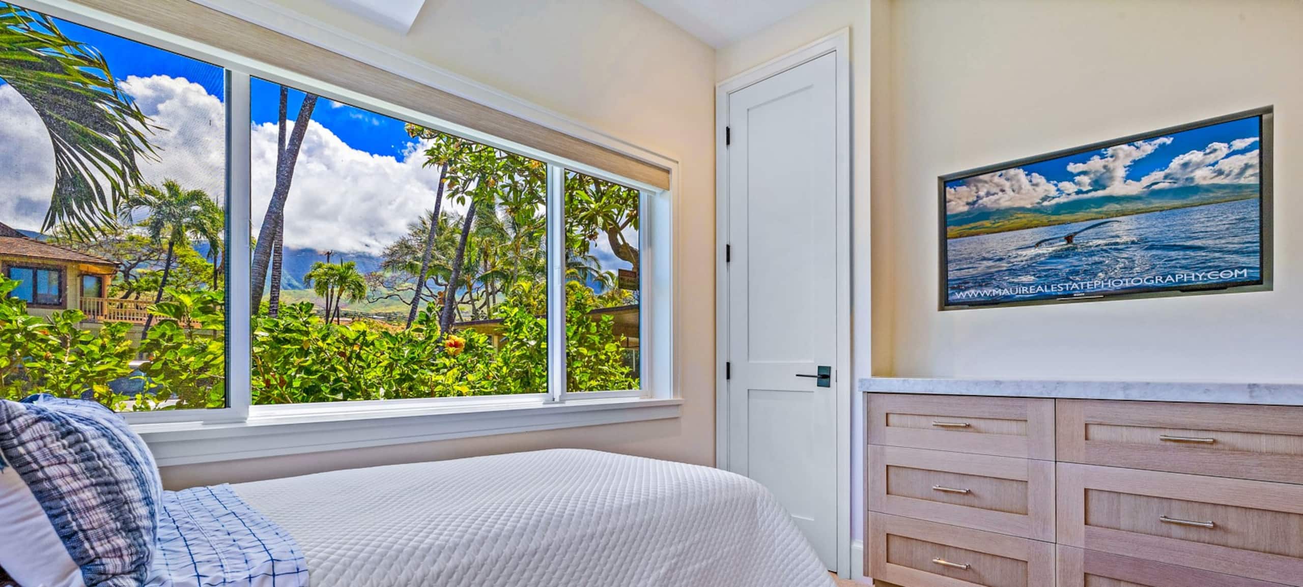 Home in Lahaina · ★5.0 · 4 bedrooms · 5 beds · 4.5 baths - Image 38