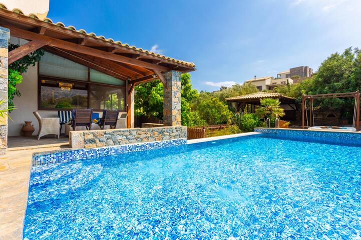 Villa Elounda Blue gallery image 2