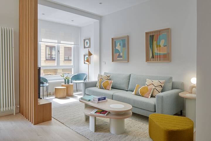 Daira Arena by FeelFree Rentals gallery image 2