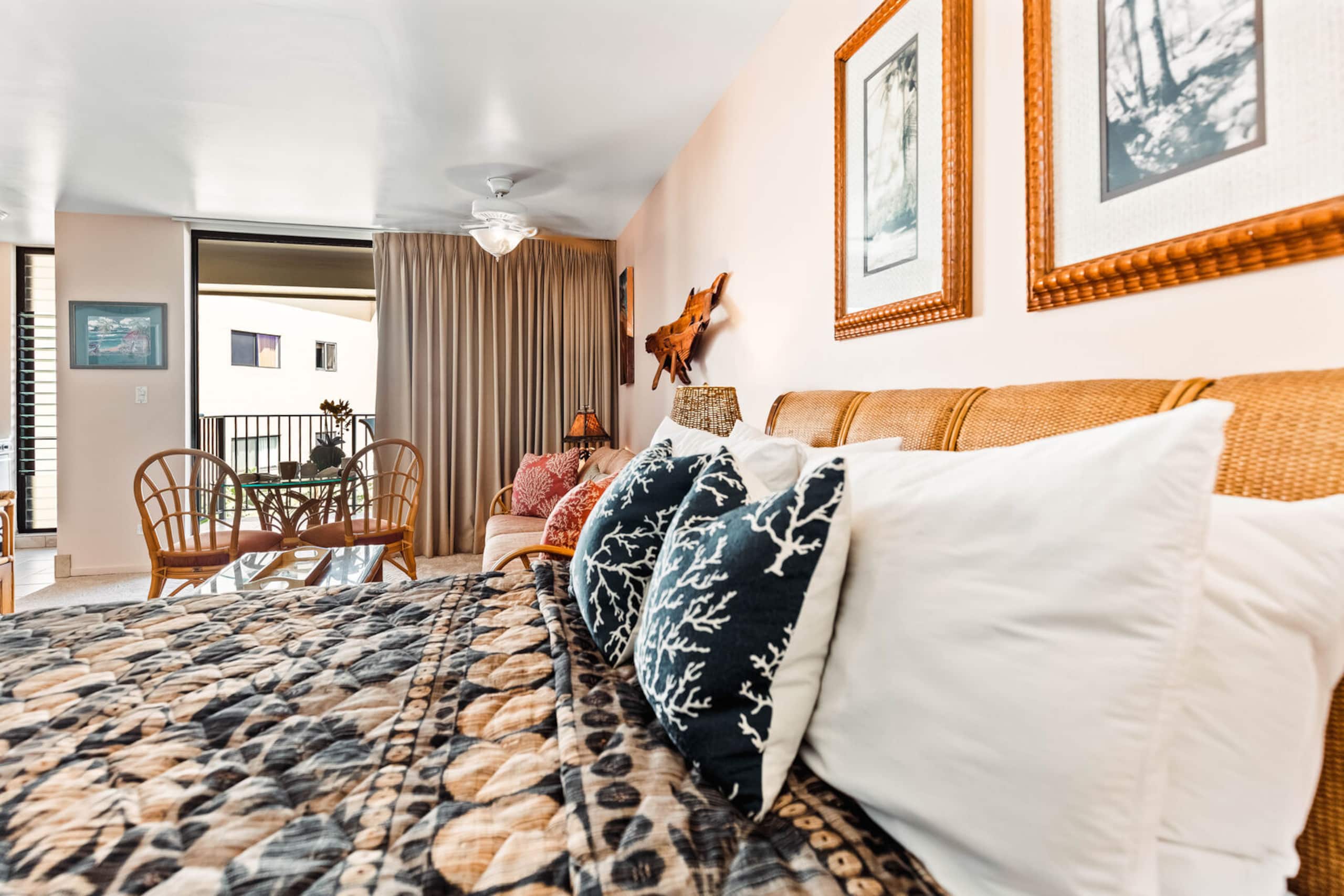 Condo in Lahaina · ★4.86 · 1 bedroom · 1 bed · 1 private bath - Image 9