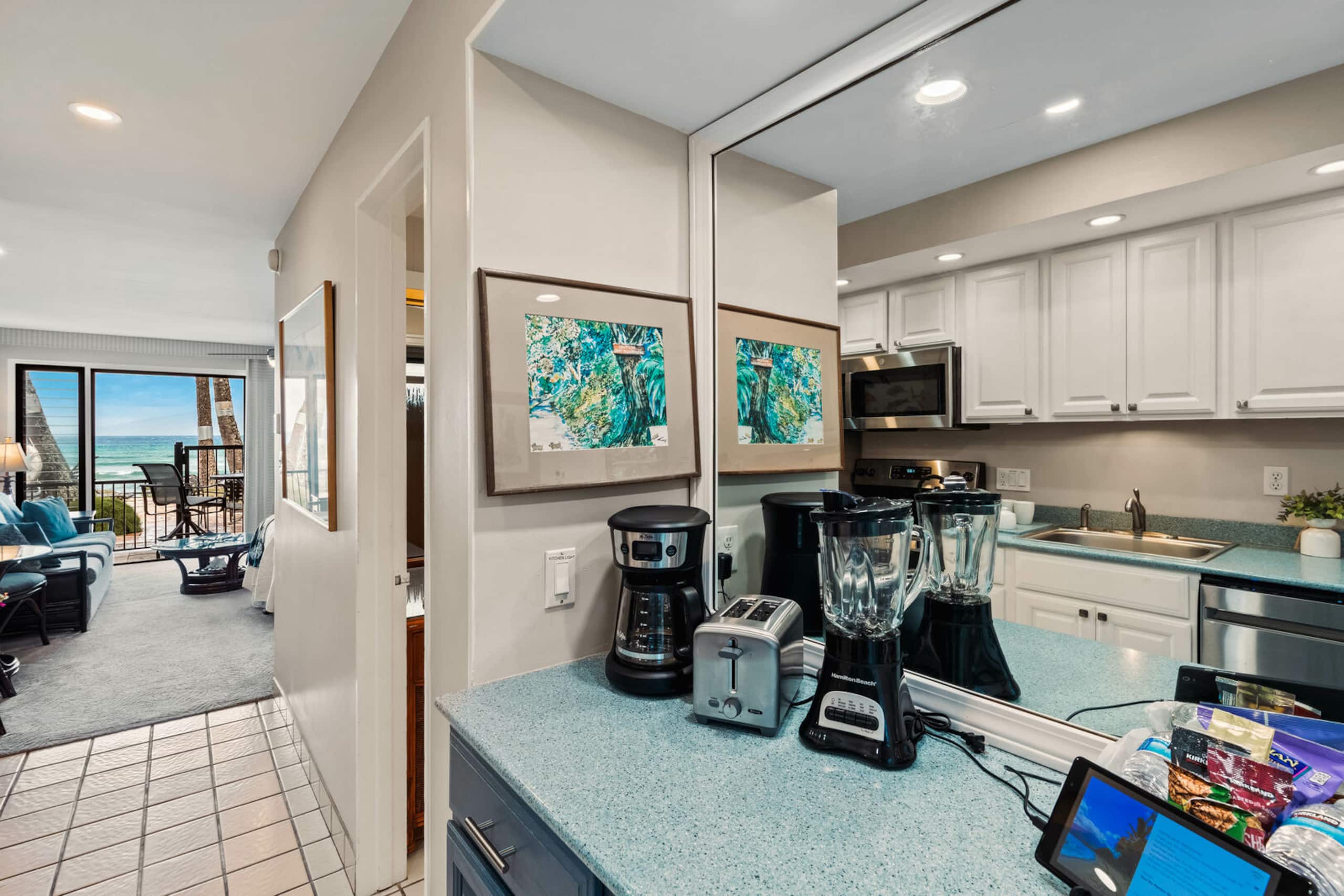 Condo in Lahaina · ★4.82 · 1 bedroom · 2 beds · 1 private bath - Image 13