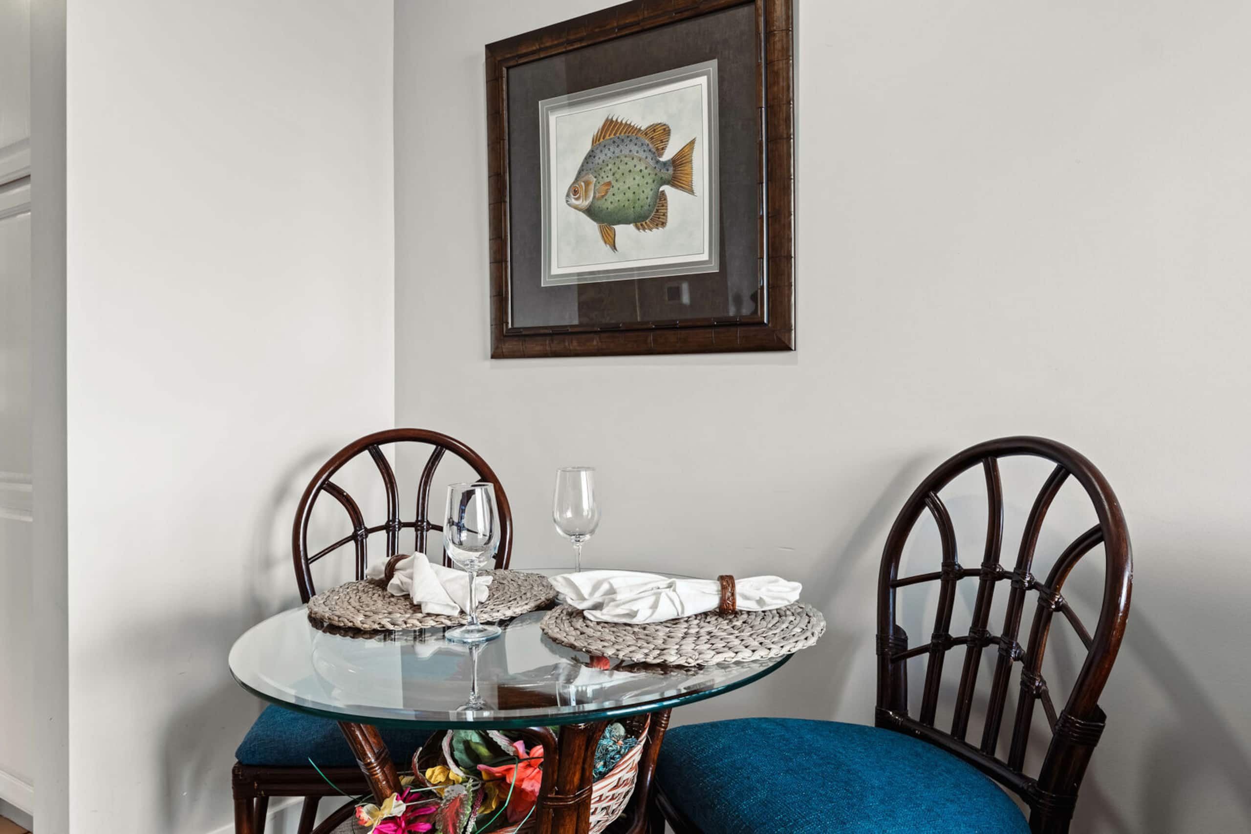Condo in Lahaina · ★4.82 · 1 bedroom · 2 beds · 1 private bath - Image 10