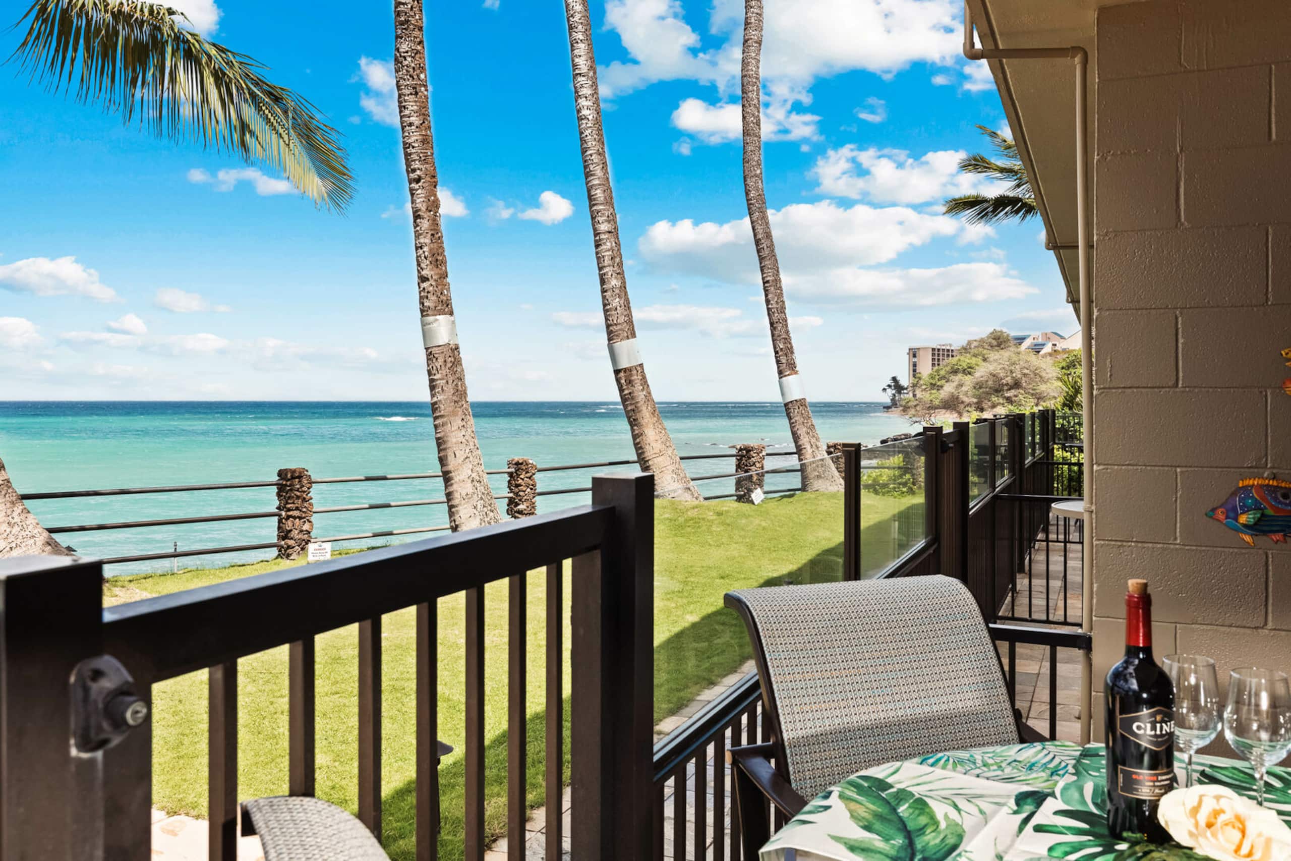 Condo in Lahaina · ★4.82 · 1 bedroom · 2 beds · 1 private bath - Image 2