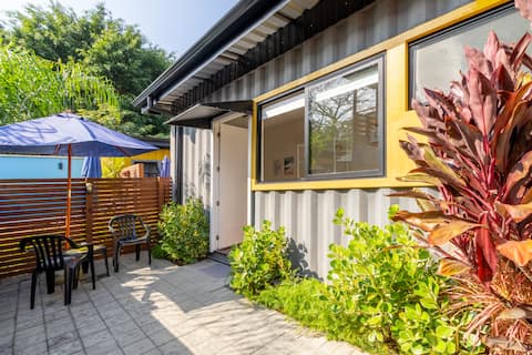 Successful Airbnb property: A/C|Balcony|1000Mbps|Heart of Lagoa da Conceição in Lagoa