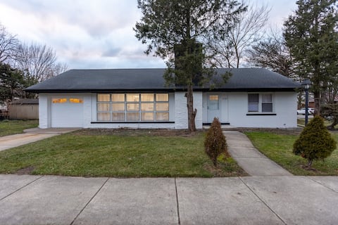 New Chic 6bd 2 bth Ranch Home, Skokie w/basement