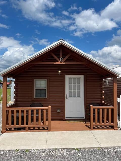 Bear Lane Cabin #6 | Pets OK | Close to Skyway