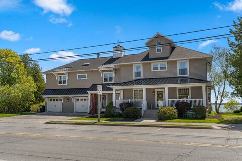 Lakeside Legacy, Downtown Waterfront 6BR 7BA!