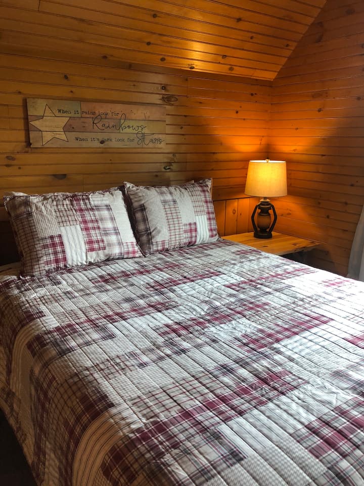 Queen bedroom #1. First floor