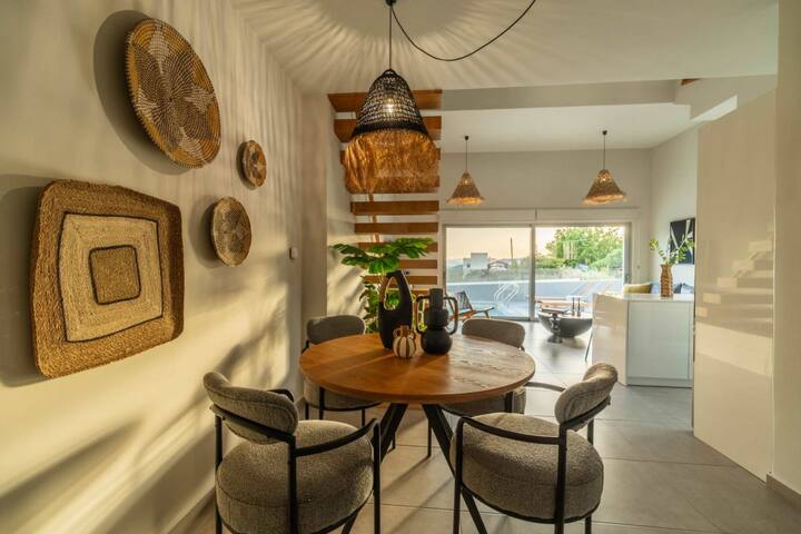 Jarko Luxury Complex with sea view gallery image 4