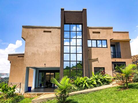 Luxurious ultra-modern mansion on a hill