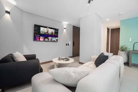 Successful Airbnb property: Hygge 301 • 2-Bed Beauty • Balcony • Near Granada in Versalles
