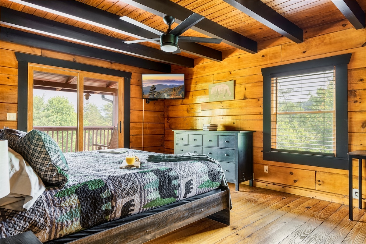 When you're ready to turn in for the night, you can unwind with your favorite show on the 43" HD Smart TV.