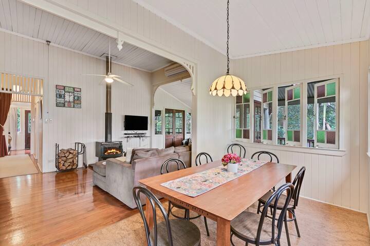 Addison’s Montville Rainforest Cottage w/Studio gallery image 5