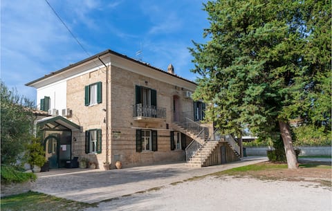Cozy apartment in Miglianico with WiFi