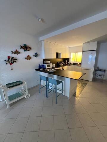 Flat with direct access to the beach Av-39 gallery image 5