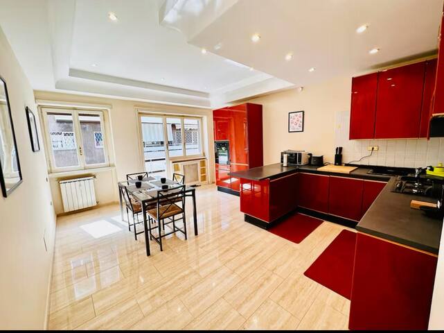 Luxurious flat close to the Vatican/metro, Wifi,AC