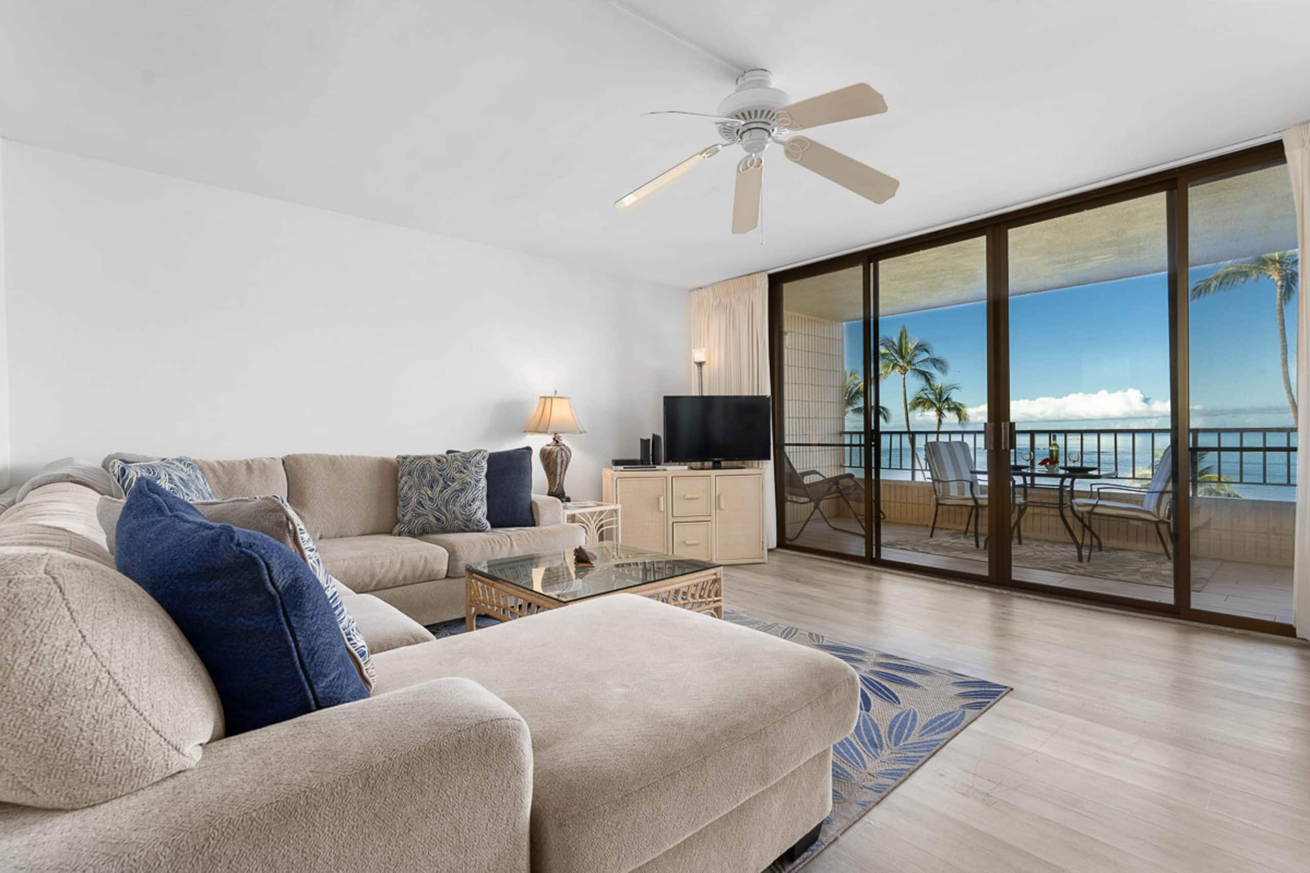 Condo in Kihei · ★4.38 · 1 bedroom · 1 bed · 1 bath - Image 4