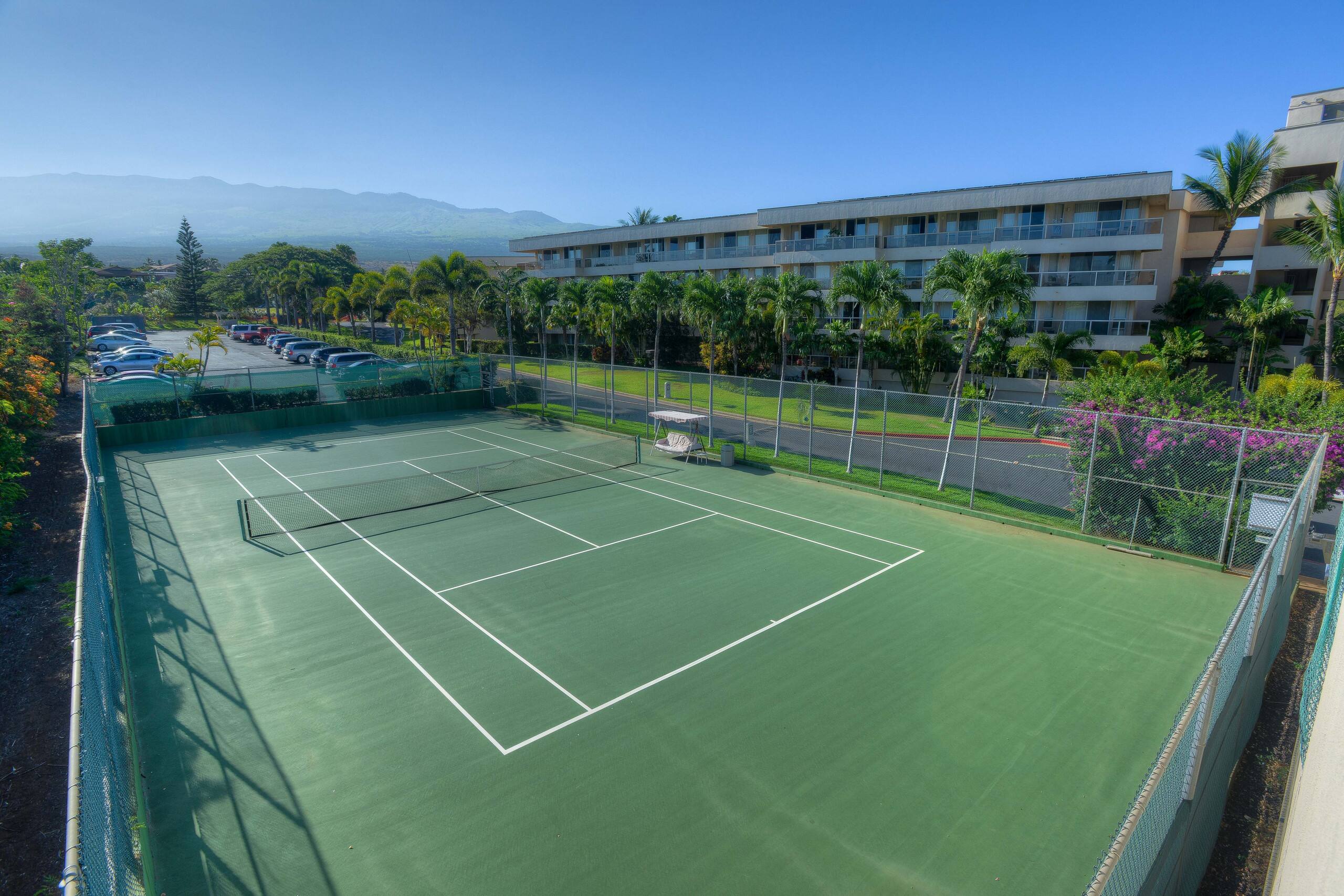 Condo in Kihei · ★4.56 · 1 bedroom · 2 beds · 2 baths - Image 38