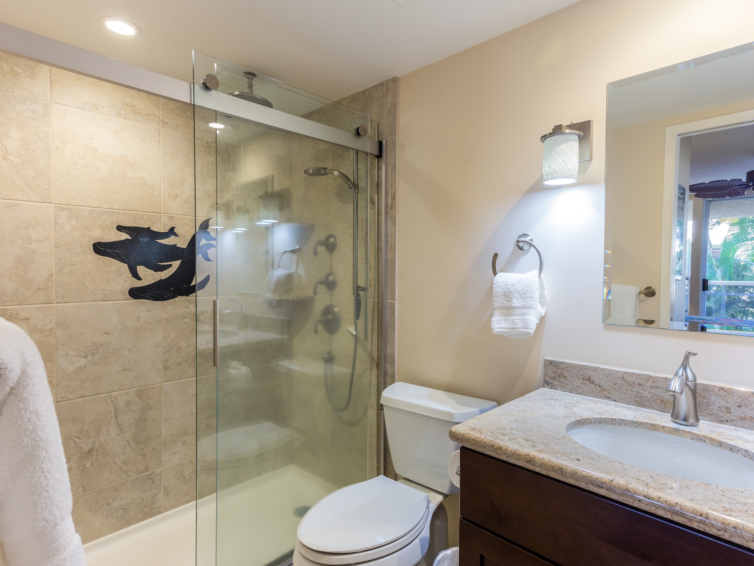 Condo in Kihei · ★4.56 · 1 bedroom · 2 beds · 2 baths - Image 12
