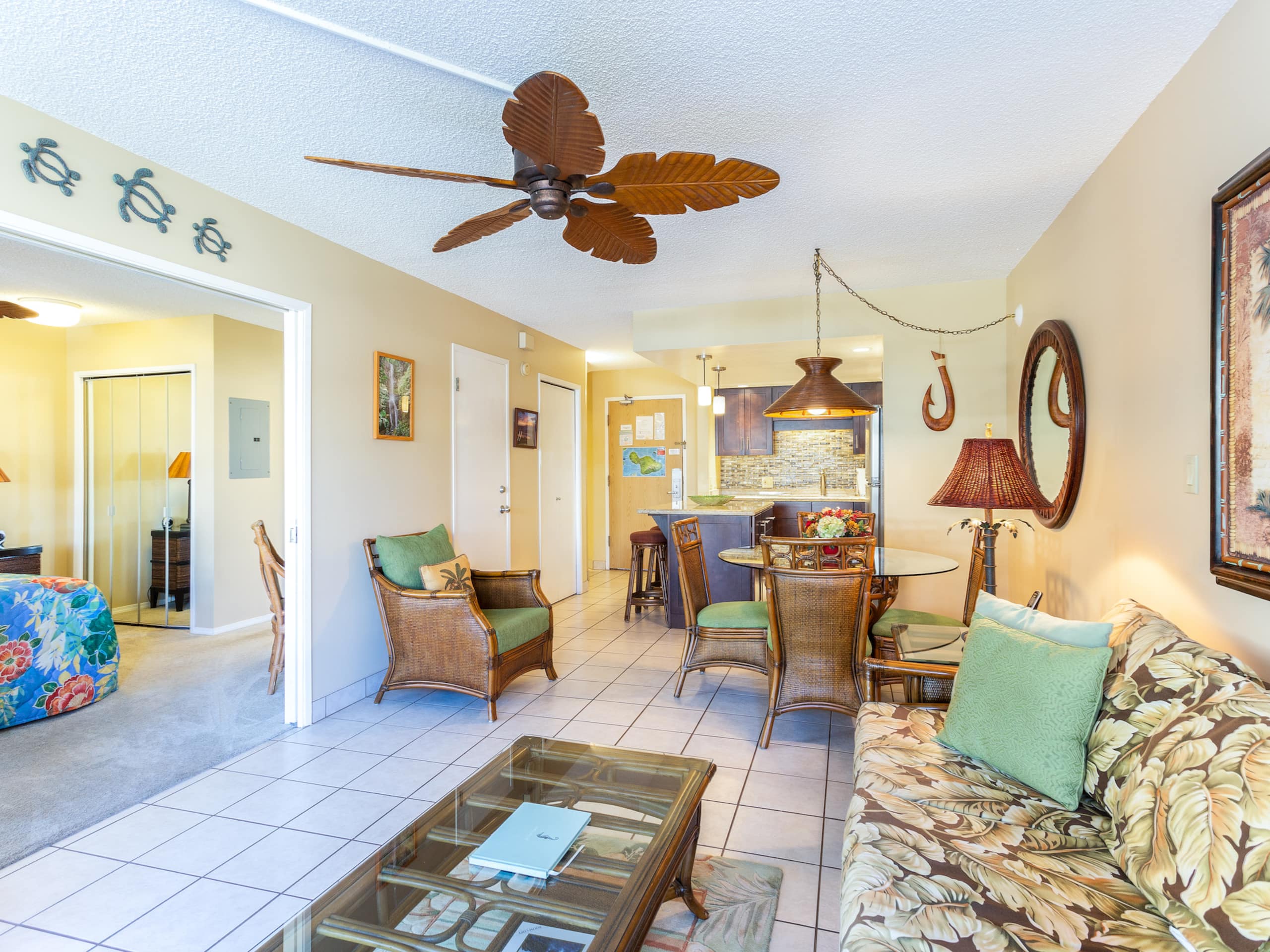 Condo in Kihei · ★4.56 · 1 bedroom · 2 beds · 2 baths - Image 5