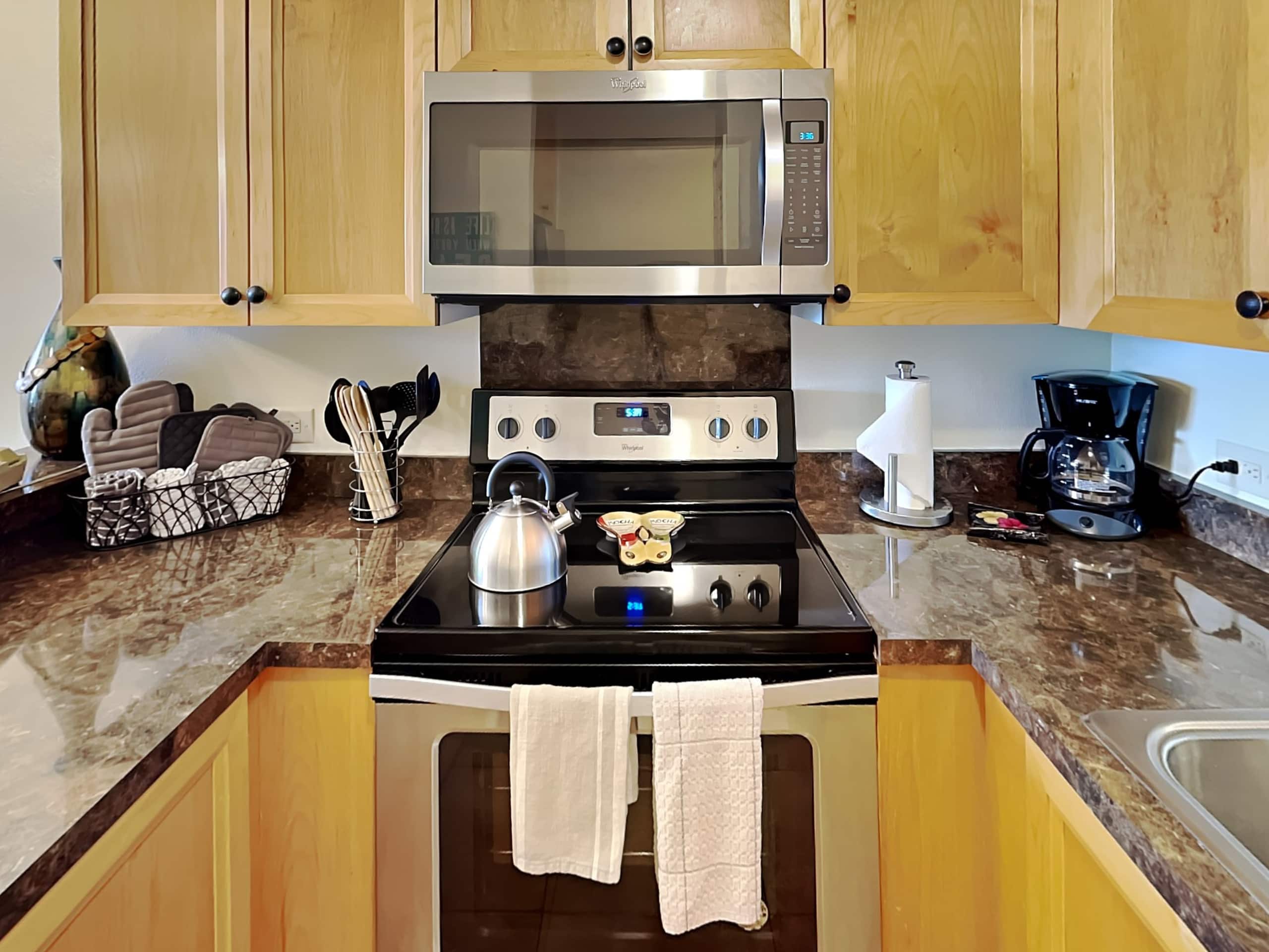 Condo in Kihei · ★4.5 · 1 bedroom · 2 beds · 2 baths - Image 8