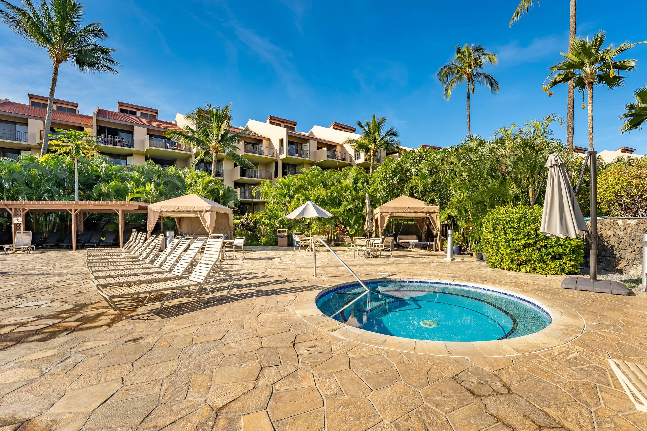 Condo in Kihei · ★4.5 · 1 bedroom · 2 beds · 2 baths - Image 26
