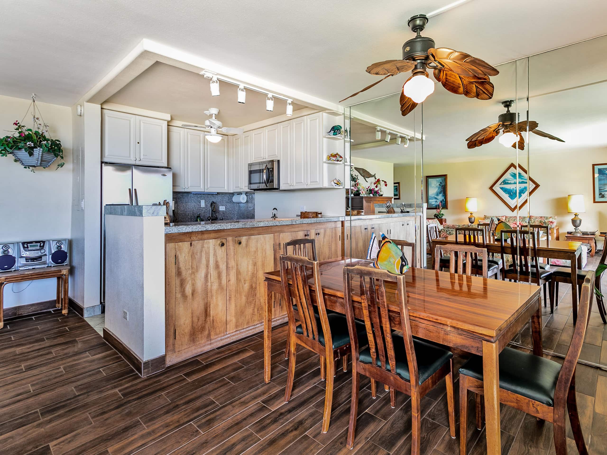 Condo in Kihei · ★4.73 · 3 bedrooms · 5 beds · 3 shared baths - Image 7