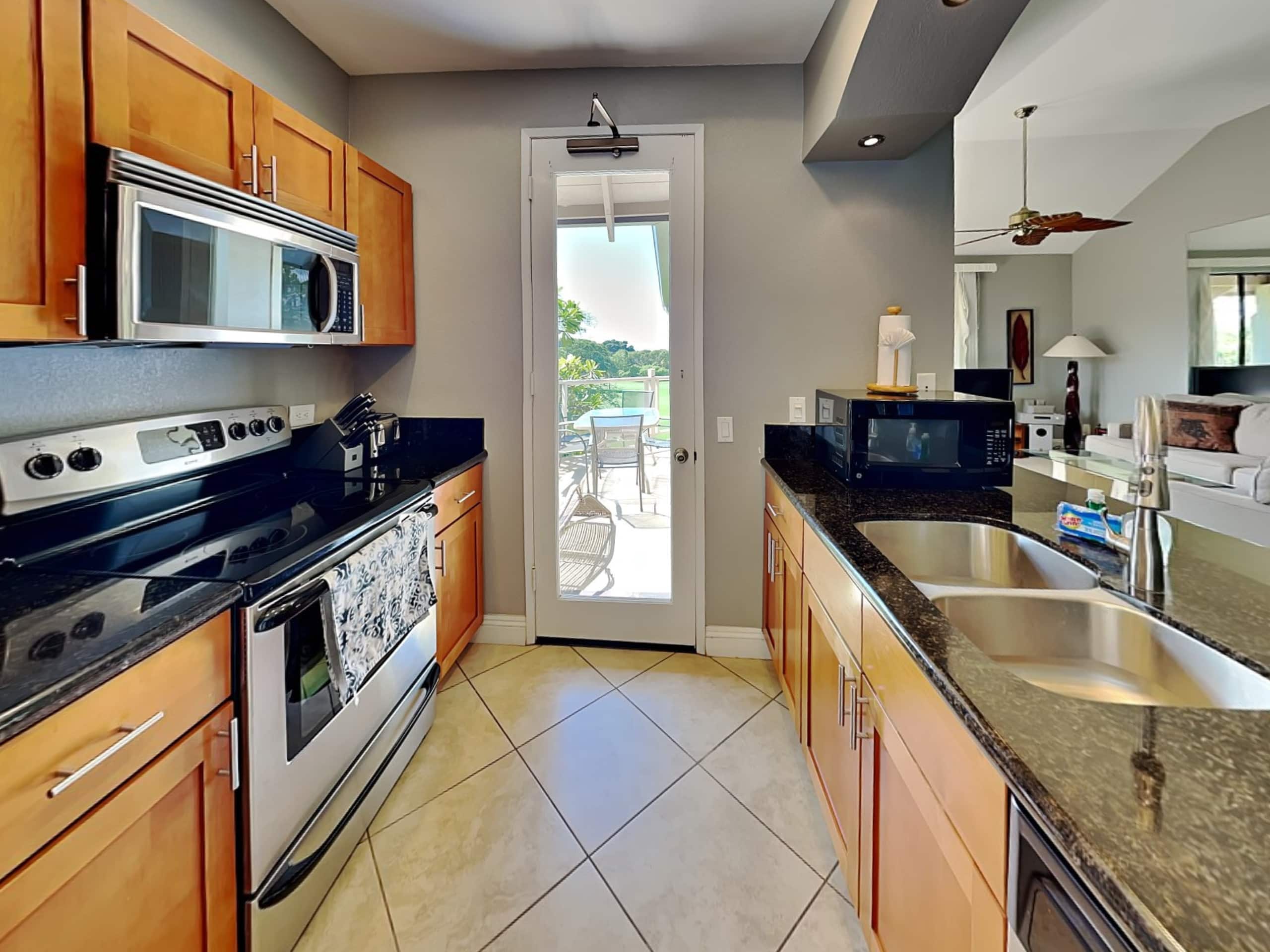 Condo in Wailea · ★4.17 · 3 bedrooms · 4 beds · 2 baths - Image 9