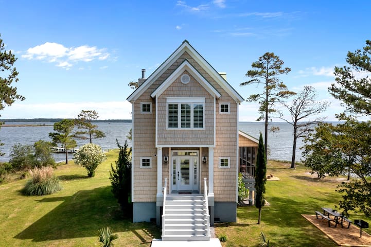 Beth Frazer Real Estate & Rentals managed Airbnb listing 2