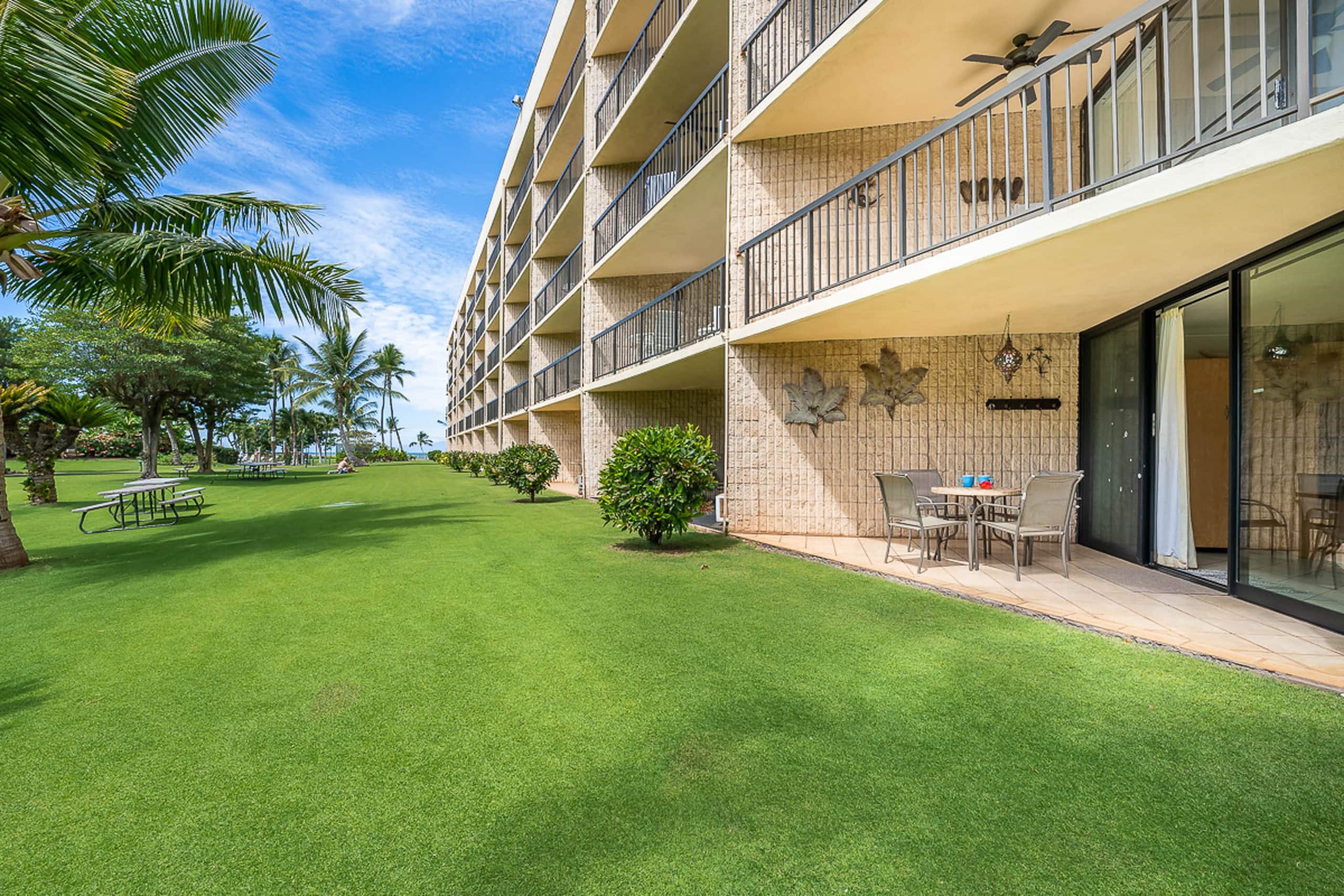 Condo in Kihei · ★4.75 · 1 bedroom · 3 beds · 2 shared baths - Image 9